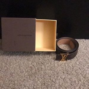 Louis Vuitton women’s belt